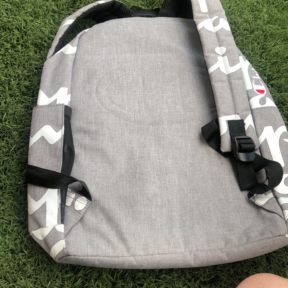 Champion backpack - Picture 2 of 2